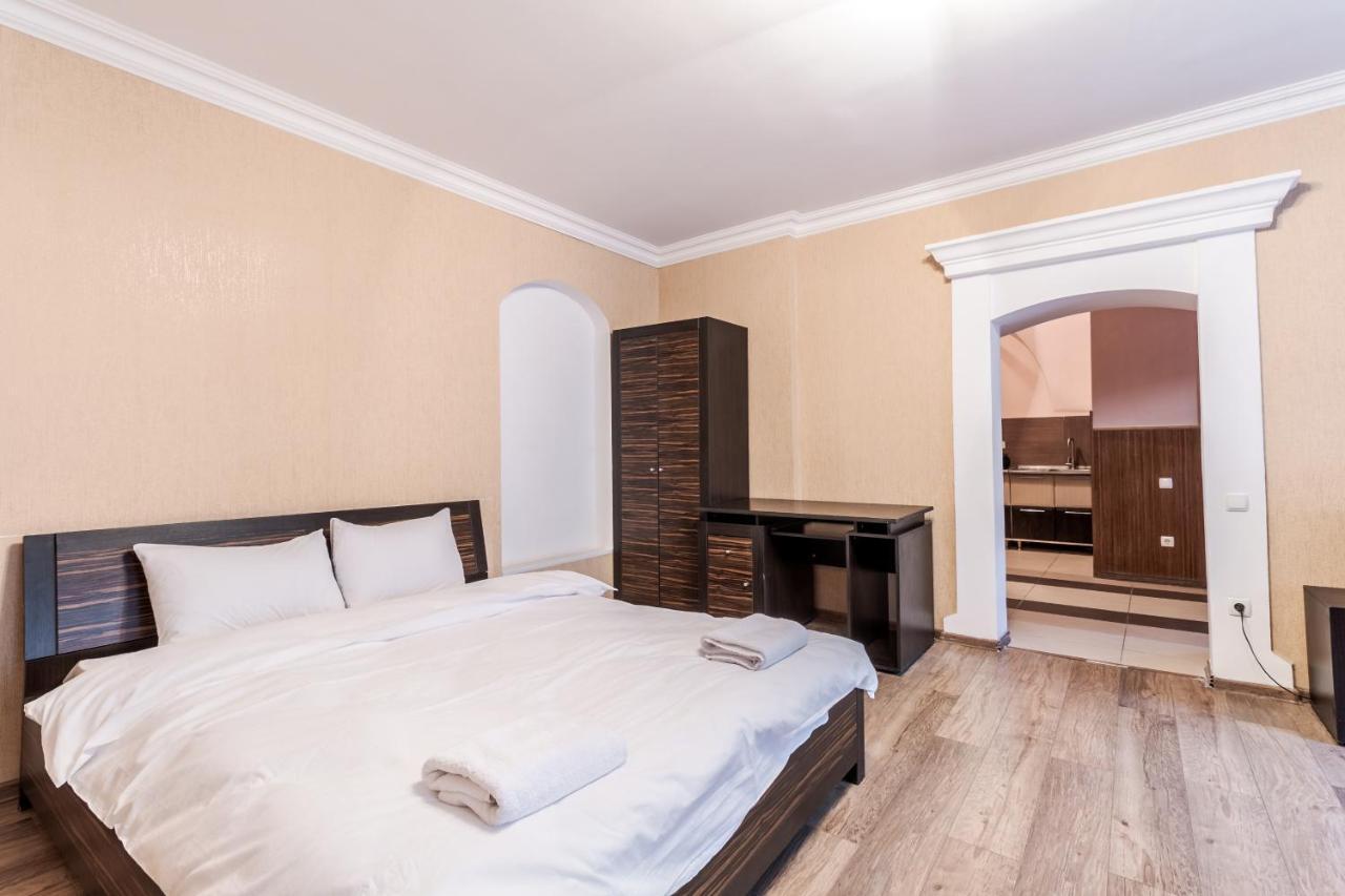 New Ruska Apartment Lviv Extérieur photo
