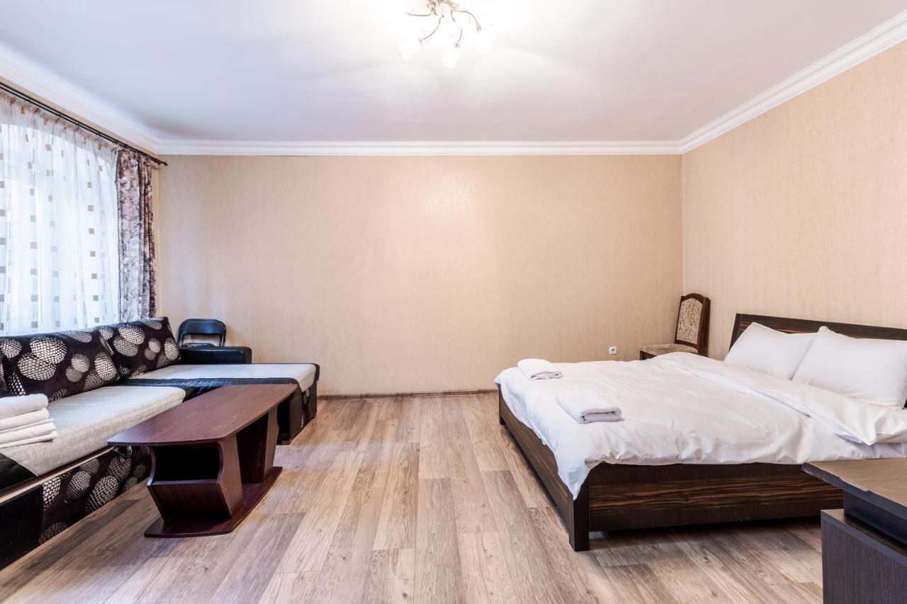 New Ruska Apartment Lviv Extérieur photo